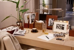 MANHATTAN, Picture Frame, Brown Leather, 13x18 -Boutique De Décoration https3A2F2Fwww.flamant.com2Fmedia2Fcatalog2Fproduct2F12F72F17017 14 03 2023T133A373A50