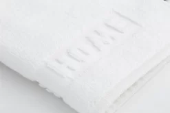 BAOBAO, Guest Towel, White -Boutique De Décoration https3A2F2Fwww.flamant.com2Fmedia2Fcatalog2Fproduct2F12F72F17186 14 03 2023T143A243A45