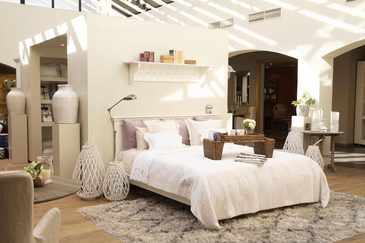 TOGO, Breakfast Table, Reed 2 TOGO, Breakfast Table, Reed – Image 2