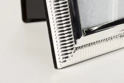 PRESTIGE, Picture Frame, Silver-plated, 20x25 -Boutique De Décoration https3A2F2Fwww.flamant.com2Fmedia2Fcatalog2Fproduct2F22F22F22365 14 03 2023T143A573A17