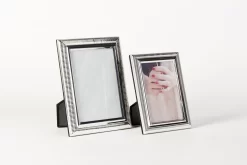 PRESTIGE, Picture Frame, Silver-plated, 20x25 -Boutique De Décoration https3A2F2Fwww.flamant.com2Fmedia2Fcatalog2Fproduct2F22F22F22369 14 03 2023T143A573A22