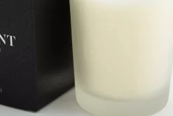 LIN, Scented Candle, Thé Noir -Boutique De Décoration https3A2F2Fwww.flamant.com2Fmedia2Fcatalog2Fproduct2F22F32F23036 14 03 2023T163A323A04