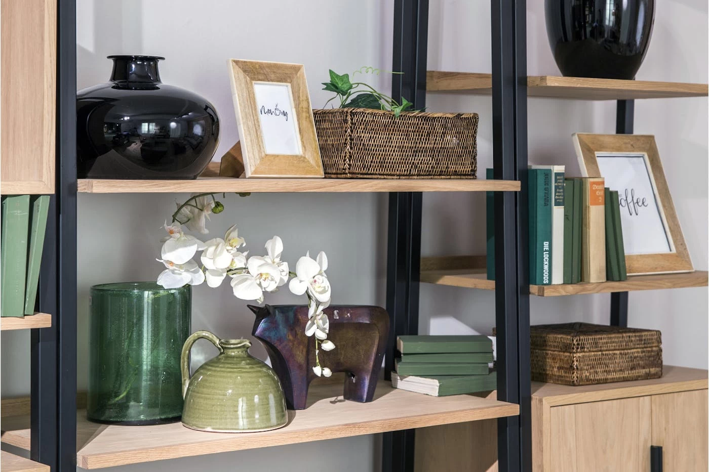 TOGO, Box, Reed 2 TOGO, Box, Reed – Image 2