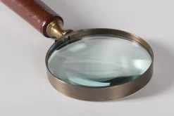 MANHATTAN, Magnifying Glass, Brown Leather -Boutique De Décoration https3A2F2Fwww.flamant.com2Fmedia2Fcatalog2Fproduct2F22F82F28125 16 06 2023T063A453A43