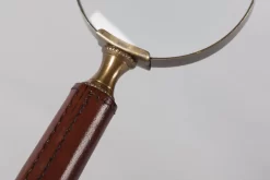 MANHATTAN, Magnifying Glass, Brown Leather -Boutique De Décoration https3A2F2Fwww.flamant.com2Fmedia2Fcatalog2Fproduct2F22F82F28127 16 06 2023T063A453A46