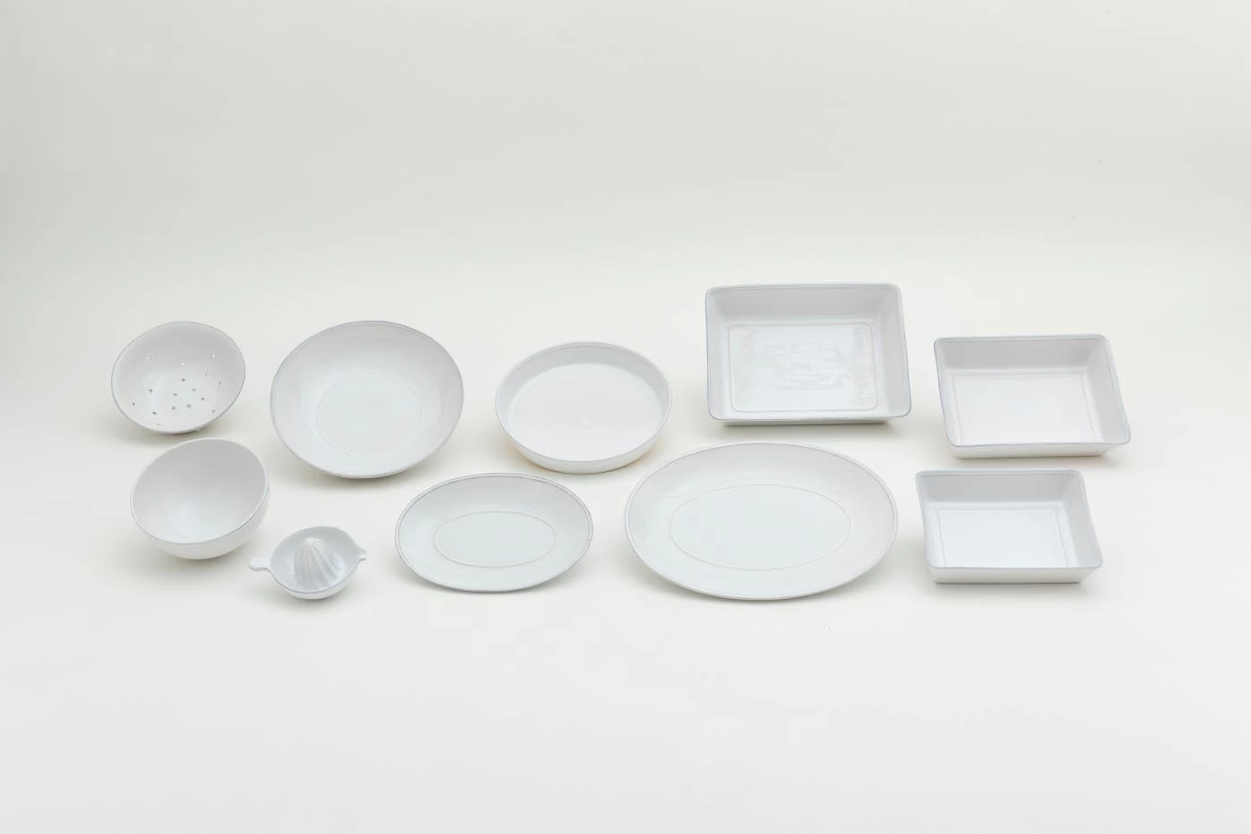 JILLE, Cake Dish, Ceramic, White, 30cm 7 JILLE, Cake Dish, Ceramic, White, 30cm – Image 7