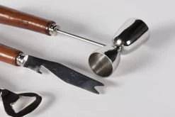 MANHATTAN, Bottle Opener, Brown Leather -Boutique De Décoration https3A2F2Fwww.flamant.com2Fmedia2Fcatalog2Fproduct2F32F02F30003 15 06 2023T223A373A14