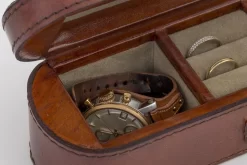 MANHATTAN, Jewellery Box, Brown Leather -Boutique De Décoration https3A2F2Fwww.flamant.com2Fmedia2Fcatalog2Fproduct2F32F02F30053 14 03 2023T173A433A22