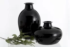 GRIEGOS, Vase, Glass, Black -Boutique De Décoration https3A2F2Fwww.flamant.com2Fmedia2Fcatalog2Fproduct2F32F02F30378 14 03 2023T193A463A52