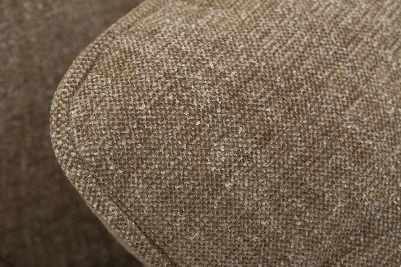 LOVE CHAIR, Lounge Chair, 1,5 Seater, Cover 5 LOVE CHAIR, Lounge Chair, 1,5 Seater, Cover – Image 5