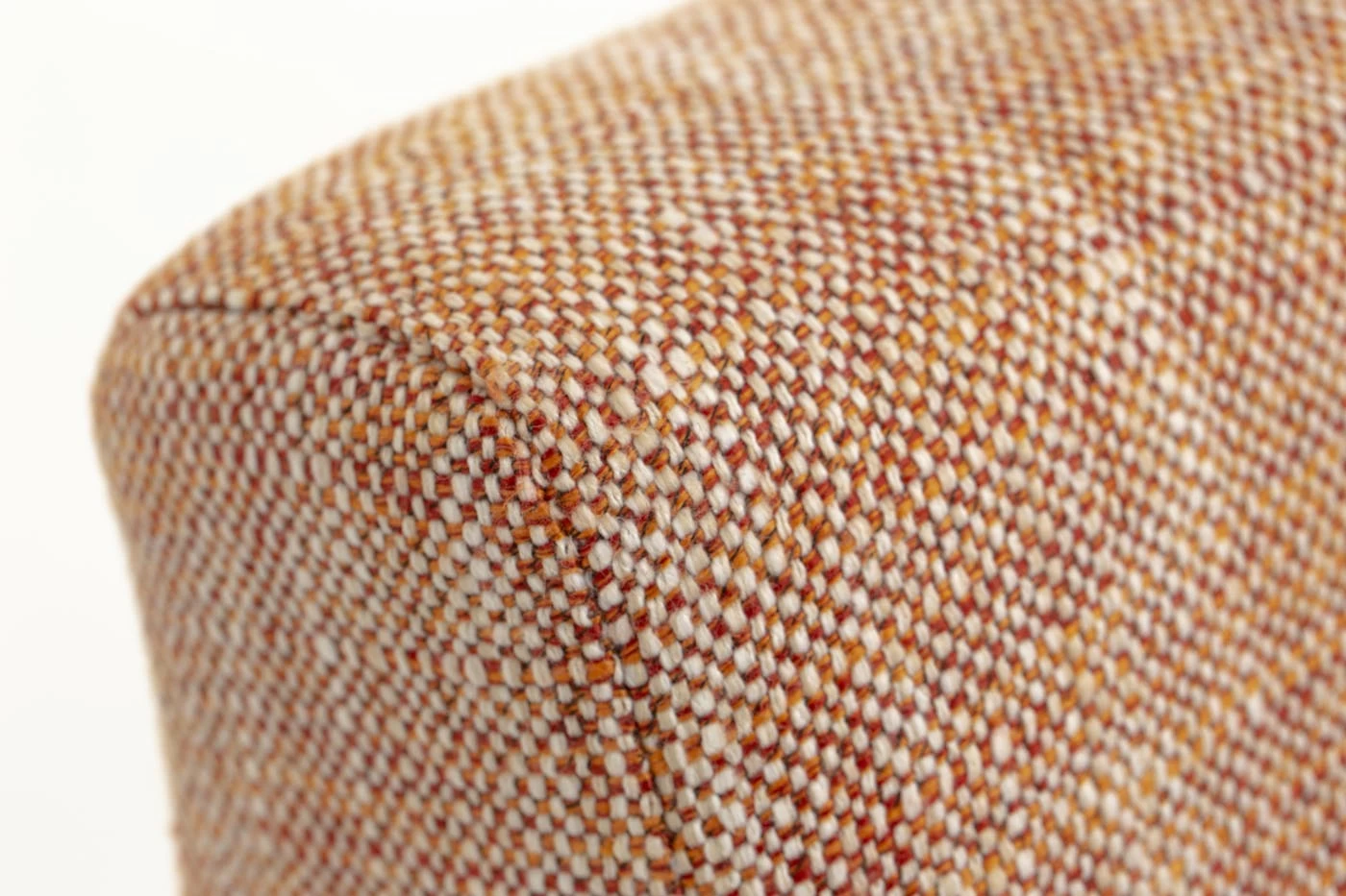 DAVIDE, Armchair, Fabric 4 DAVIDE, Armchair, Fabric – Image 4