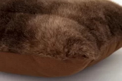 HIROM, Cushion, Faux Fur 13 HIROM, Cushion, Faux Fur -Boutique De Décoration https3A2F2Fwww.flamant.com2Fmedia2Fcatalog2Fproduct2F42F02F4021 14 03 2023T143A433A40