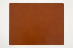 STEPHEN, Placemat, Leather, Brown -Boutique De Décoration https3A2F2Fwww.flamant.com2Fmedia2Fcatalog2Fproduct2F42F02F40233 14 03 2023T143A153A03