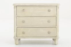BOURNE, Chest Of Drawers, 3 Drawers, Antique White -Boutique De Décoration https3A2F2Fwww.flamant.com2Fmedia2Fcatalog2Fproduct2F42F02F409 15 06 2023T223A353A29