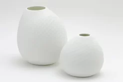 CHANN, Vase, Glass, White, S -Boutique De Décoration https3A2F2Fwww.flamant.com2Fmedia2Fcatalog2Fproduct2F42F12F41195 06 06 2023T223A533A53