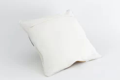 TALON, Cushion, Model 2 -Boutique De Décoration https3A2F2Fwww.flamant.com2Fmedia2Fcatalog2Fproduct2F42F12F41516 14 03 2023T143A523A39