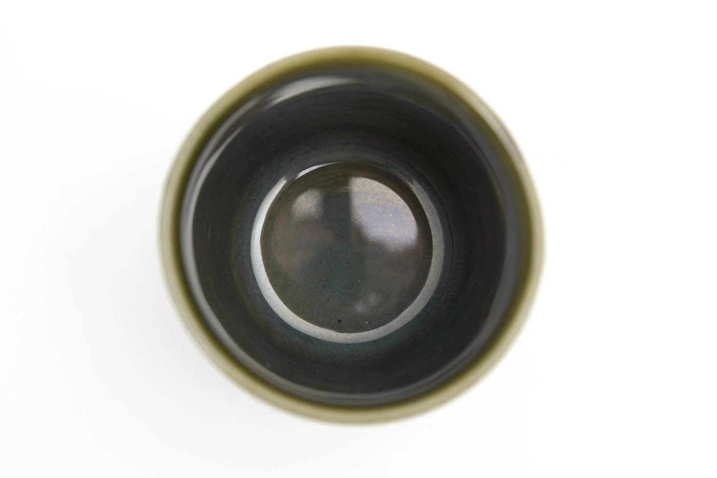 CAMERON, Bowl, Handmade Pottery, Green, S, Model 2 3 CAMERON, Bowl, Handmade Pottery, Green, S, Model 2 – Image 3