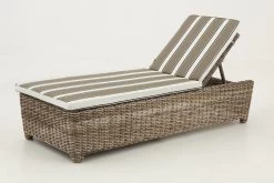 HILLS, Sunbed, With Cushion Curiosity