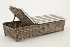 HILLS, Sunbed, With Cushion Curiosity 15 HILLS, Sunbed, With Cushion Curiosity -Boutique De Décoration https3A2F2Fwww.flamant.com2Fmedia2Fcatalog2Fproduct2F42F22F42087 27 04 2023T153A303A13