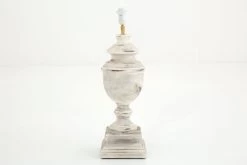 LOUIS PHILIPPE, Table Lamp, Antique White, L -Boutique De Décoration https3A2F2Fwww.flamant.com2Fmedia2Fcatalog2Fproduct2F42F72F4795 14 03 2023T153A103A11