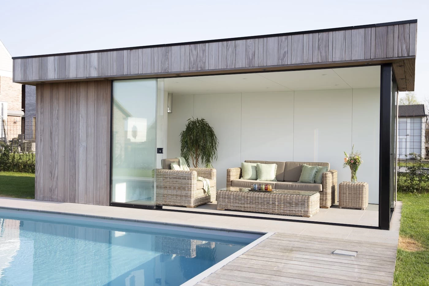 HILLS, Garden Sofa, With Cushion, 2,5 Seater 8 HILLS, Garden Sofa, With Cushion, 2,5 Seater – Image 8