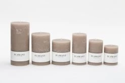BETH, Candle, Colour Taupe, 9x20cm -Boutique De Décoration https3A2F2Fwww.flamant.com2Fmedia2Fcatalog2Fproduct2F72F32F7334 14 03 2023T163A303A07