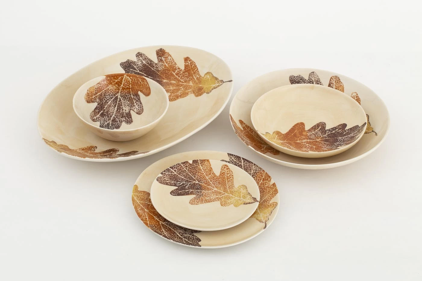 FERNANDO, Serving Tray, Ceramic, Leaves, Round 5 FERNANDO, Serving Tray, Ceramic, Leaves, Round – Image 5