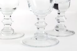 IMANI, Wine Glass, 140ml -Boutique De Décoration https3A2F2Fwww.flamant.com2Fmedia2Fcatalog2Fproduct2F92F32F9347 06 06 2023T223A523A58