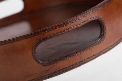 MANHATTAN, Tray, Brown Leather, Round -Boutique De Décoration https3A2F2Fwww.flamant.com2Fmedia2Fcatalog2Fproduct2F92F52F9521 14 03 2023T173A283A39