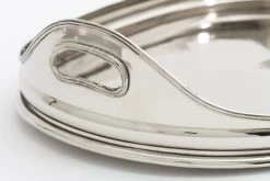 KATYA, Tray, Oval, Nickel, L 9 KATYA, Tray, Oval, Nickel, L -Boutique De Décoration https3A2F2Fwww.flamant.com2Fmedia2Fcatalog2Fproduct2F92F52F9553 14 03 2023T173A293A25